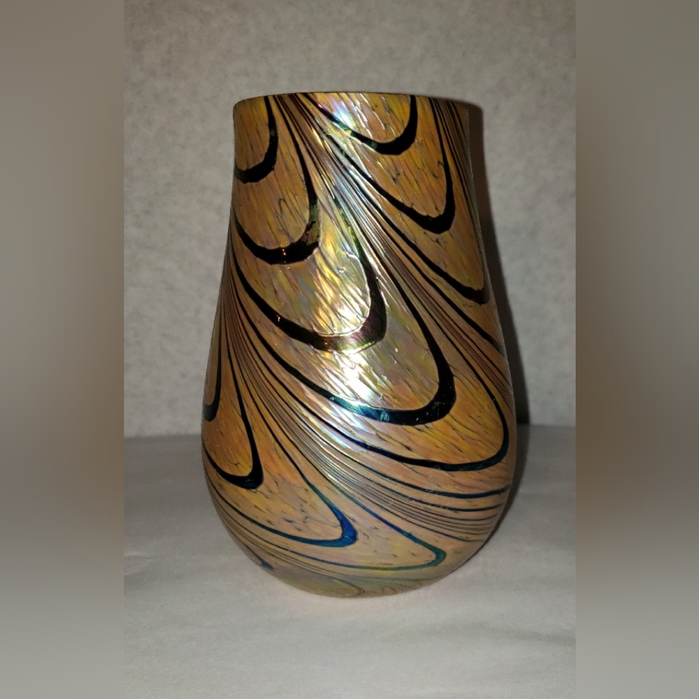 Teleflora iridescent Vase